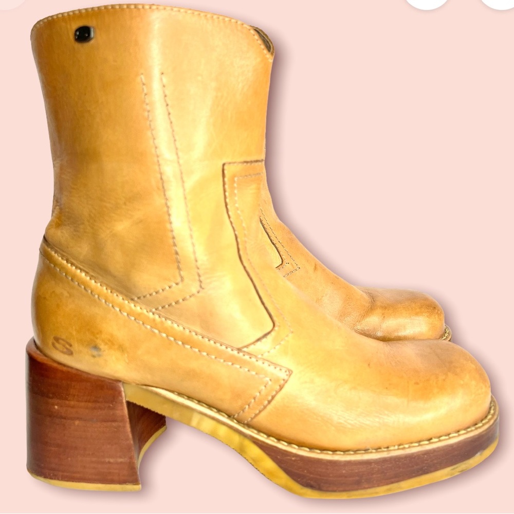 Awesome SKECHERS Vintage Boots Genuine Leather Platform Chunky Heel Above Ankle